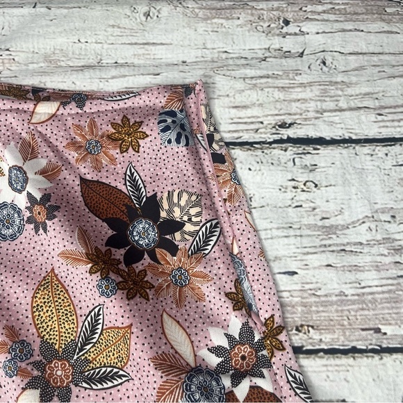 NWT Loft Pink Floral Print Fluted Midi Skirt Size 4 - Picture 7 of 12